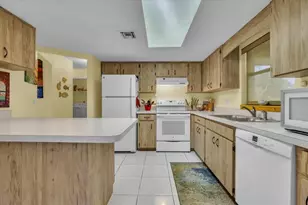 6150 Avila St, Englewood, FL 34224 - Photo 9