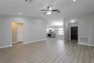 117 Dorchester Ct, Kissimmee, FL 34758 - Photo 3