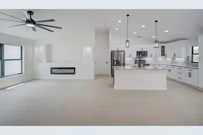 7042 Grove Boulevard, Punta Gorda, FL 33982 - Photo 3