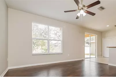 15520 Telford Spring Drive, Ruskin, FL 33573 - Photo 9