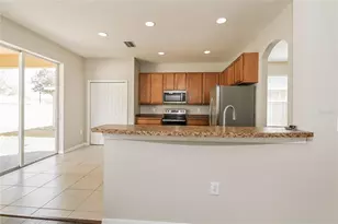 15520 Telford Spring Dr, Ruskin, FL 33573 - Photo 7