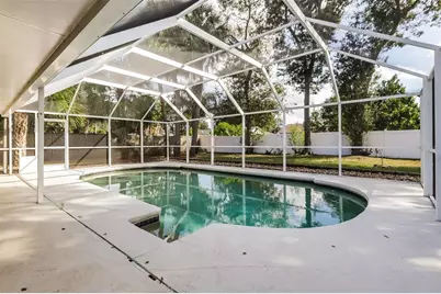 762 Isleton Drive, Brandon, FL 33511 - Photo 13