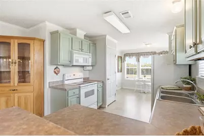 2 Holland Drive #39E, Punta Gorda, FL 33950 - Photo 5