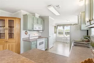 2 Holland Dr, Punta Gorda, FL 33950 - Photo 5