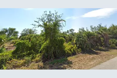 9533 President Circle, Port Charlotte, FL 33981 - Photo 5