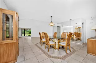 11215 SW Courtney Dr, Lake Suzy, FL 34269 - Photo 7