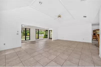 11215 SW Courtney Drive, Lake Suzy, FL 34269 - Photo 15