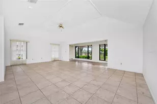 11215 SW Courtney Dr, Lake Suzy, FL 34269 - Photo 11
