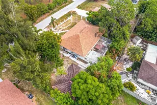 887 Leeward Rd, Venice, FL 34293 - Photo 9