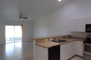 385 Sunflower St, Punta Gorda, FL 33982 - Photo 3