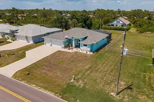 779 Boundary Blvd, Rotonda West, FL 33947 - Photo 47