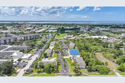 22523 Westchester Boulevard #E203, Port Charlotte, FL 33980 - Photo 9