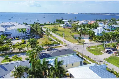 461 W Marion Avenue #B, Punta Gorda, FL 33950 - Photo 13