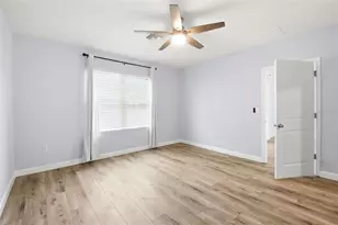 5924 Briar Rose Wy, Sarasota, FL 34232 - Photo 5
