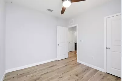 5924 Briar Rose Way, Sarasota, FL 34232 - Photo 11