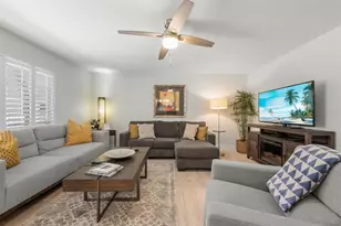624 Flamingo Dr, Venice, FL 34285 - Photo 5