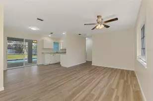 61 Shade St, Port Charlotte, FL 33953 - Photo 7