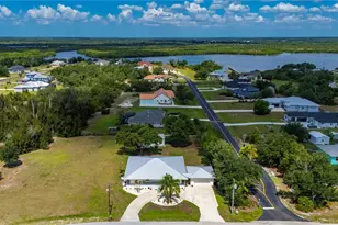 569 Rio Vista Ave, Punta Gorda, FL 33982 - Photo 67