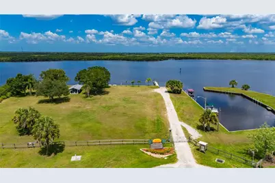 569 Rio Vista Avenue, Punta Gorda, FL 33982 - Photo 81