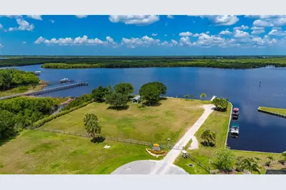 569 Rio Vista Avenue, Punta Gorda, FL 33982 - Photo 73