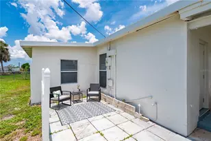 22201 Beverly Ave, Port Charlotte, FL 33952 - Photo 37