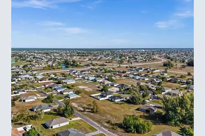 1209 NW 25th Place, Cape Coral, FL 33993 - Photo 43