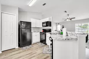3776 Junction St, North Port, FL 34288 - Photo 9