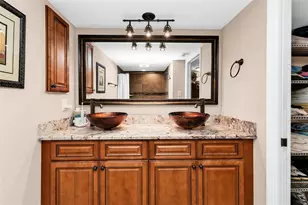 9050 Midnight Pass Rd, Sarasota, FL 34242 - Photo 19