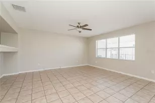 12125 Fox Bloom Ave, Gibsonton, FL 33534 - Photo 5