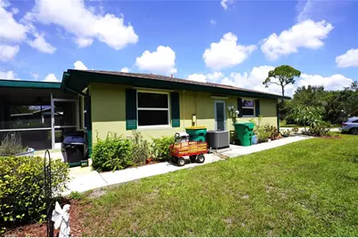 515 Meridan Avenue NW, Port Charlotte, FL 33952 - Photo 9