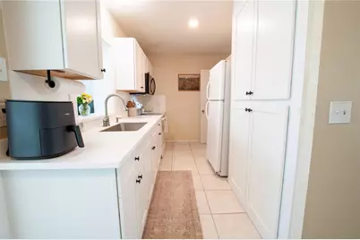 22295 Montrose Avenue, Port Charlotte, FL 33952 - Photo 15