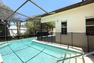 4304 Marcott Cir, Sarasota, FL 34233 - Photo 49