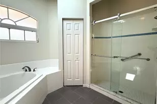 4304 Marcott Cir, Sarasota, FL 34233 - Photo 41