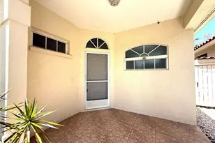 4304 Marcott Cir, Sarasota, FL 34233 - Photo 5