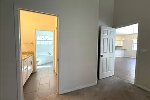 4304 Marcott Cir, Sarasota, FL 34233 - Photo 37