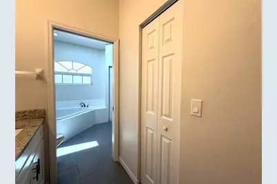 4304 Marcott Circle, Sarasota, FL 34233 - Photo 39