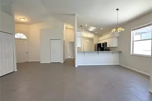 4304 Marcott Cir, Sarasota, FL 34233 - Photo 13