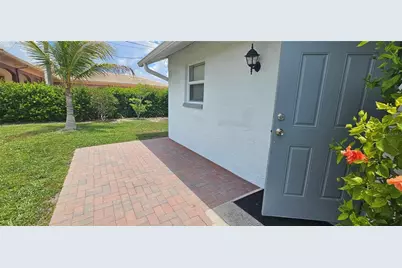1205 Academy Boulevard #B, Cape Coral, FL 33990 - Photo 13