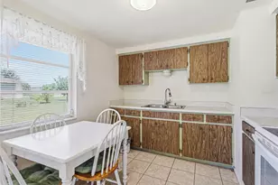 300 San Marino Ave, North Port, FL 34287 - Photo 9