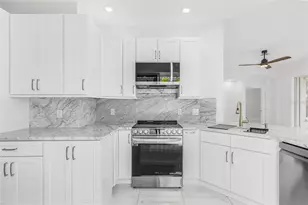 17762 Courtside Landings Cir, Punta Gorda, FL 33955 - Photo 15