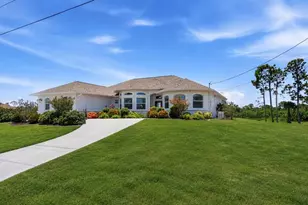 1165 Boundary Blvd, Rotonda West, FL 33947 - Photo 3