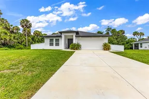 203 Cayuga St, Port Charlotte, FL 33954 - Photo 3