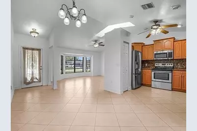 367 Mendoza Street, Punta Gorda, FL 33983 - Photo 5