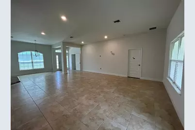 1923 Villia Street, Lehigh Acres, FL 33972 - Photo 7