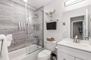21531 Gladis Ave, Port Charlotte, FL 33952 - Photo 29