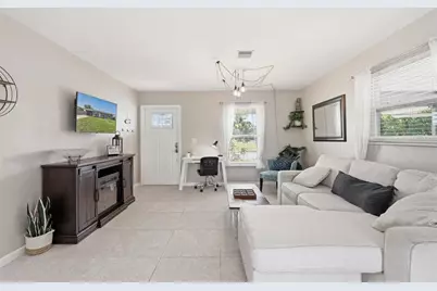21531 Gladis Avenue, Port Charlotte, FL 33952 - Photo 7