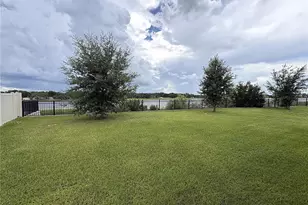 1116 Fox Path Rd, Davenport, FL 33837 - Photo 17