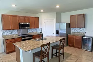 1116 Fox Path Rd, Davenport, FL 33837 - Photo 5