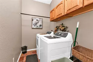 2210 Embassy Rd, North Port, FL 34291 - Photo 25