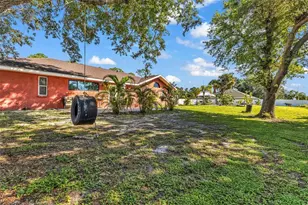 2210 Embassy Rd, North Port, FL 34291 - Photo 33